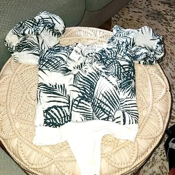 Express NWT Body Suit - Picture 1 of 5